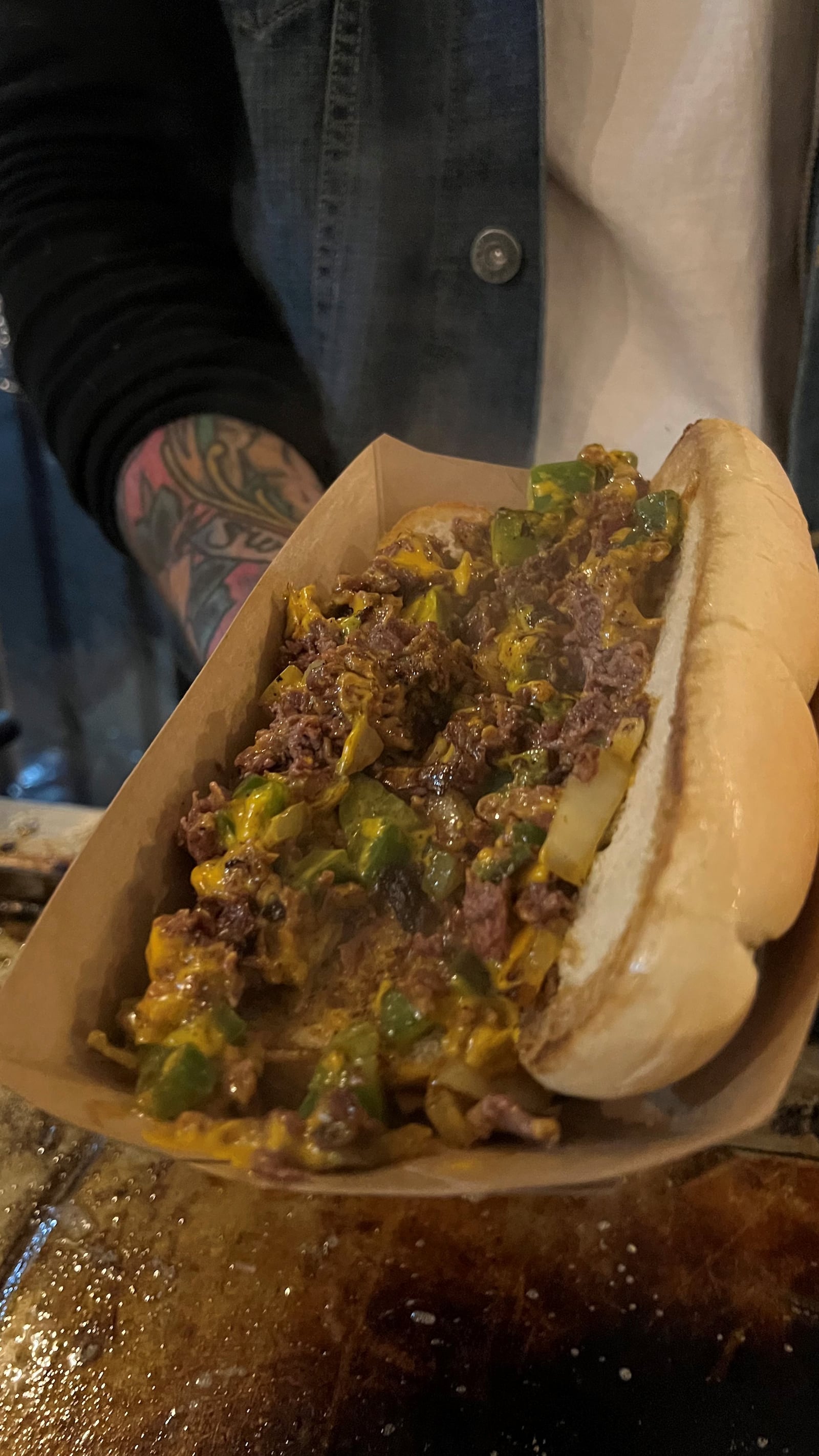 High Stakes, a new food cart serving feel-good American food, is operating Friday and Saturday nights on the back patio of Hole In The Wall in Dayton’s Oregon District (PHOTO CREDIT: JUSTIN FRITTS/FRITTACO).