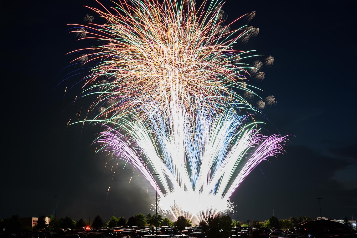 PHOTOS: Gorgeous fireworks light up the sky in Beavercreek