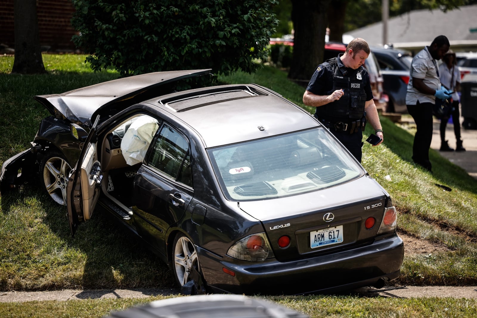 A driver fled a traffic stop and then intentionally rammed a Dayton officer's cruiser, which led to a police pursuit  in east Dayton. Jim Noelker/Staff