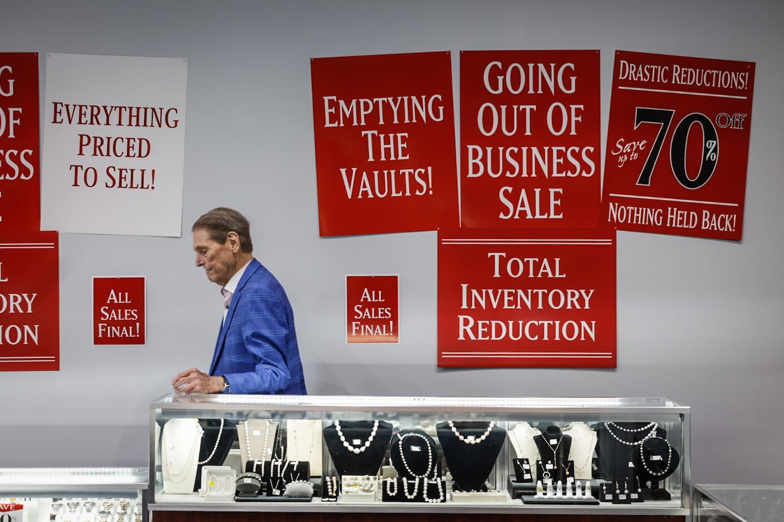 Larry Jaffe, owner of Jaffe Jewelers in Oakwood is closing its doors after 50+ years in business. Jaffe is a third generation Dayton jeweler. He plans to move to Florida. JIM NOELKER/STAFF