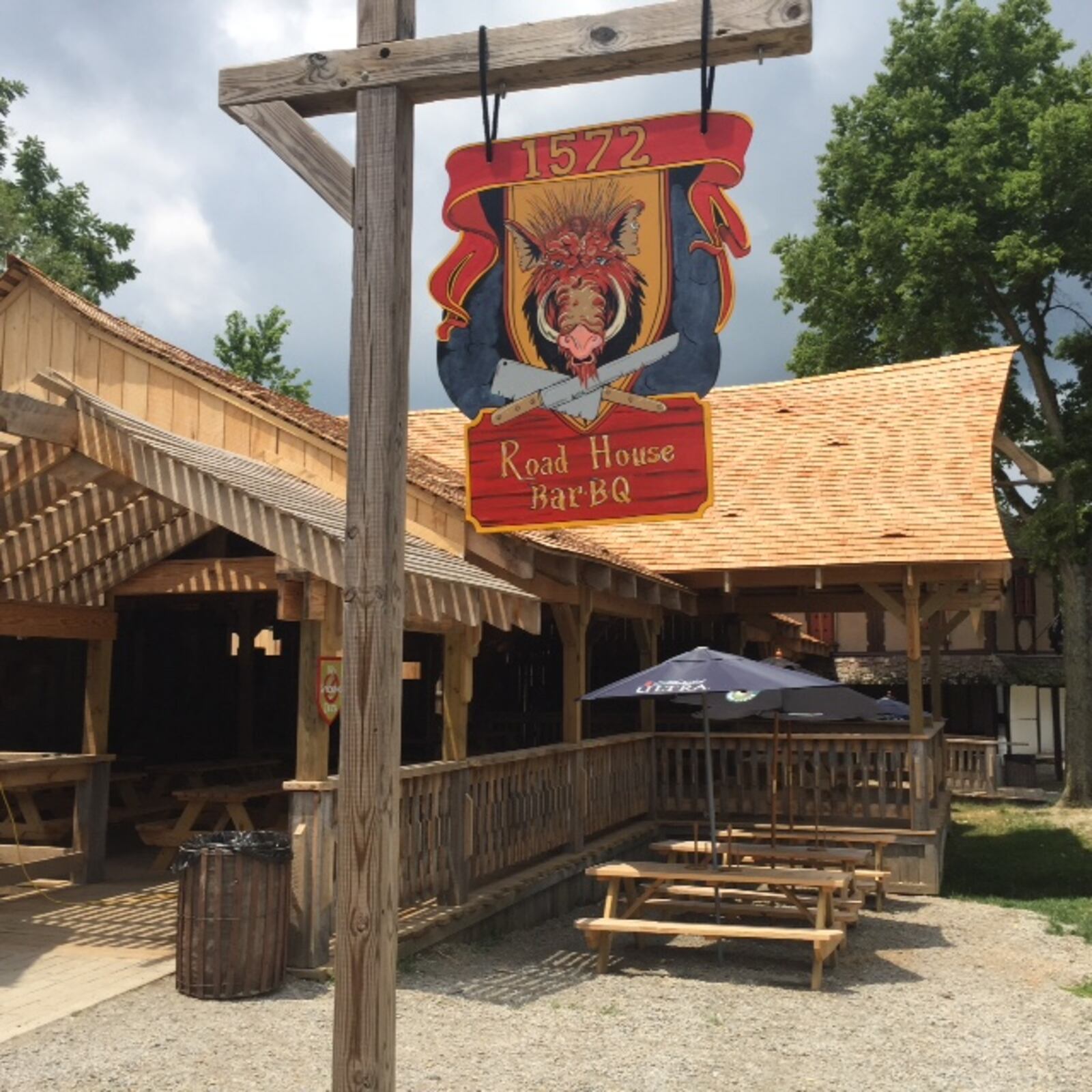 1572 Roadhouse Bar-B-Q opened is situated on the grounds of the Ohio Renaissance Festival at 10542 E. State Route 73 near Waynesville.