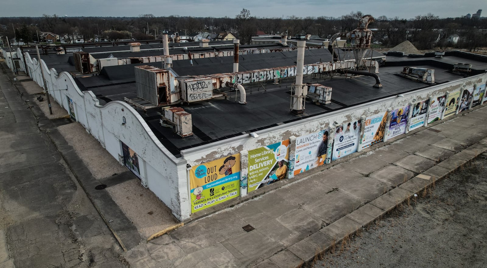 Plans for the Wright brothers airplane factory site include demolishing a security guard station and building 17.  JIM NOELKER/STAFF