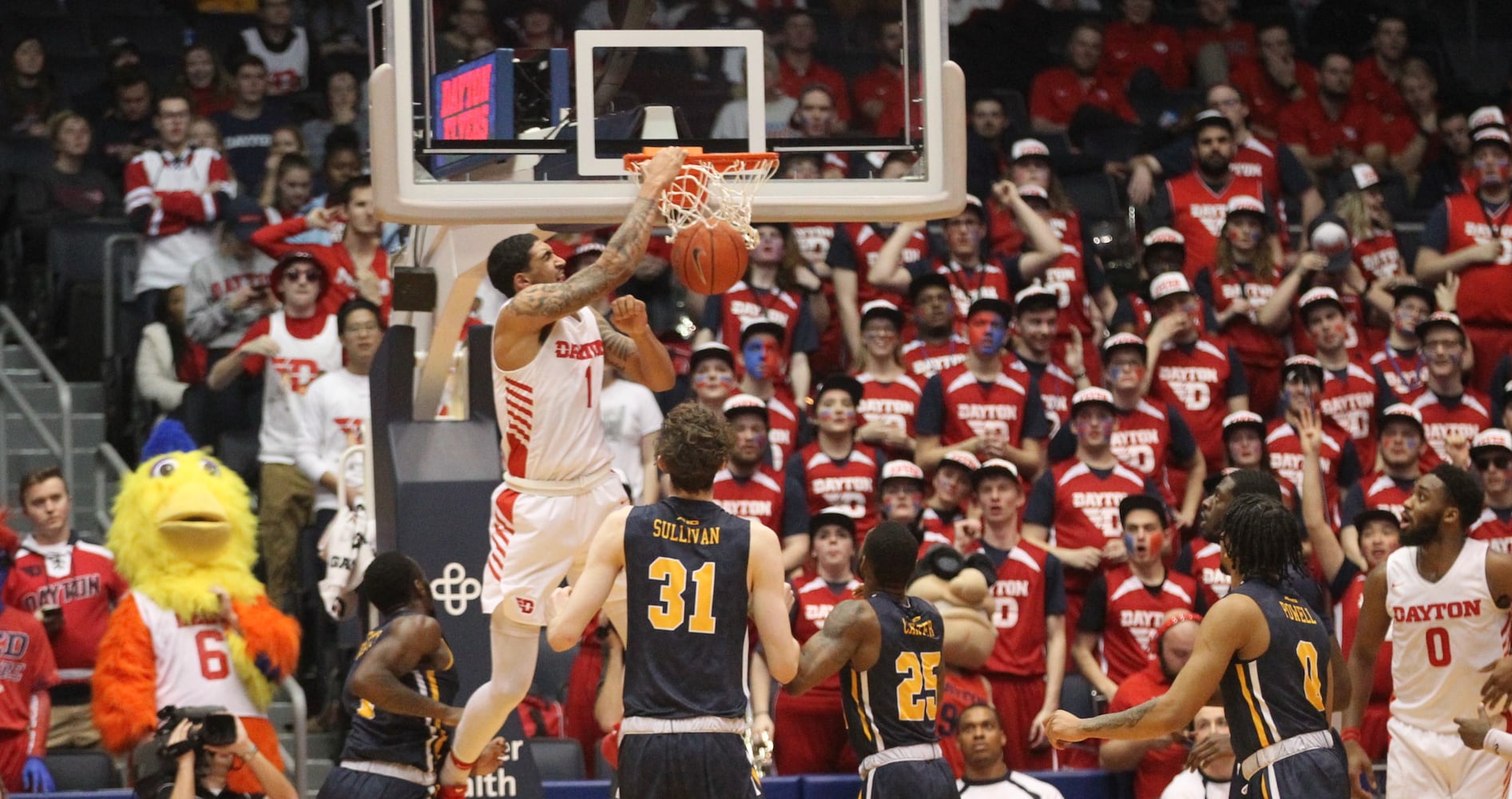 Twenty photos: Dayton Flyers vs. La Salle