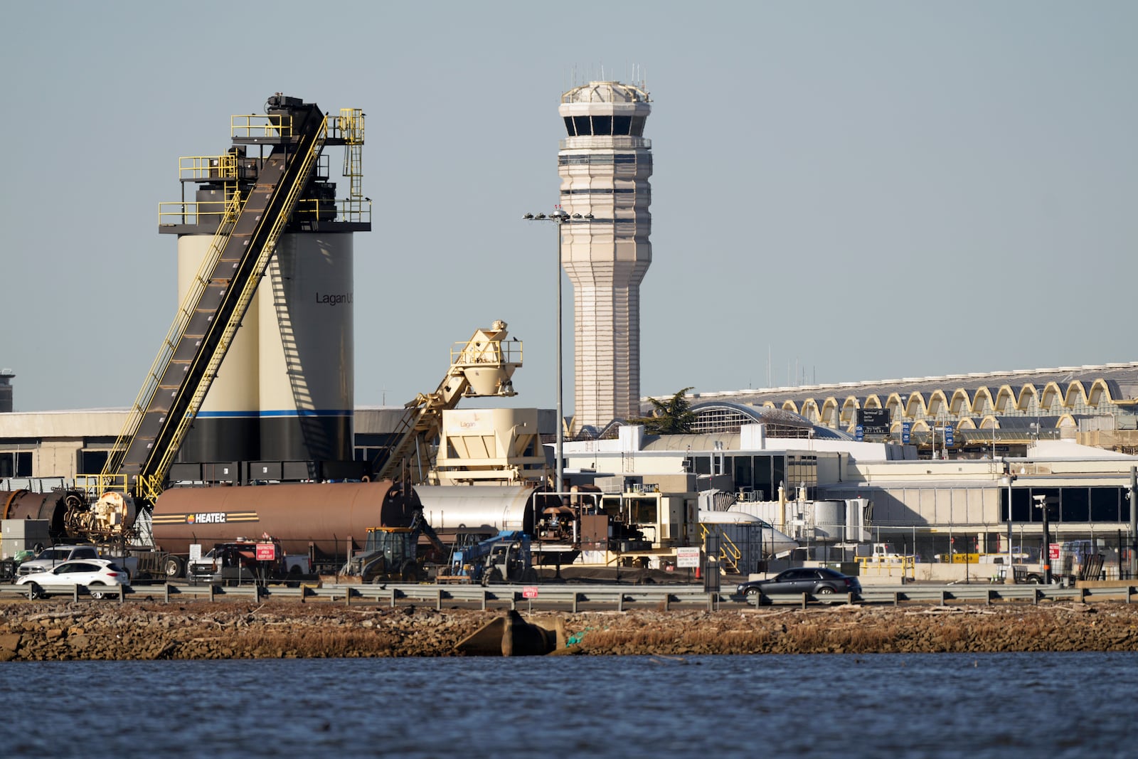 Ronald Reagan Washington National Airport is pictured, Saturday, Feb. 1, 2025, in Arlington, Va., as seen from Alexandria, Va. (AP Photo/Carolyn Kaster)