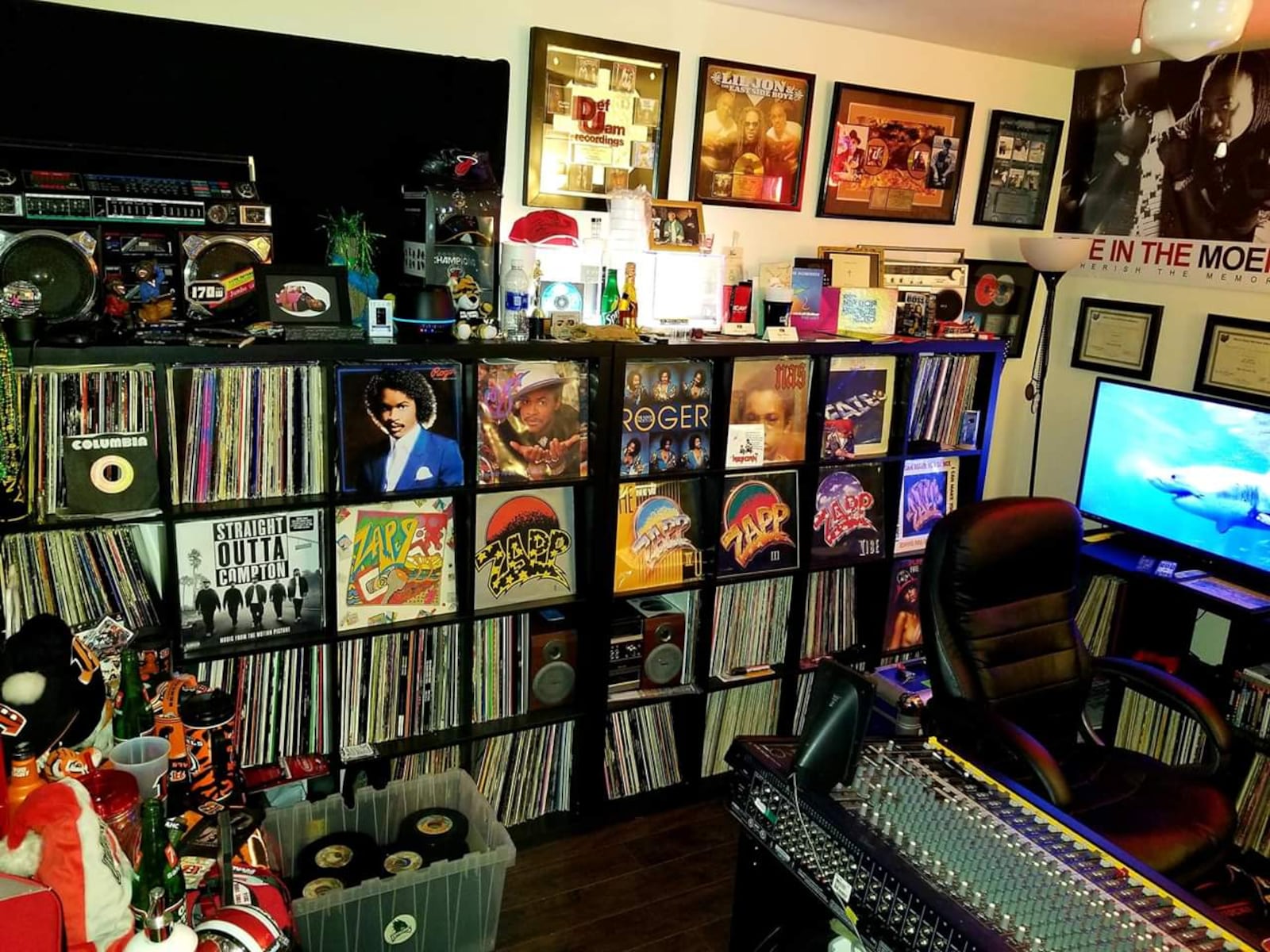 For the last 15 years DJ Skno has been a DJ and director of music programming for the CORE DJ Radio Show On Sirius XM Radio Shade45. He started DJ in 1983 and has worked at several local radio stations.  His studio is pictured.