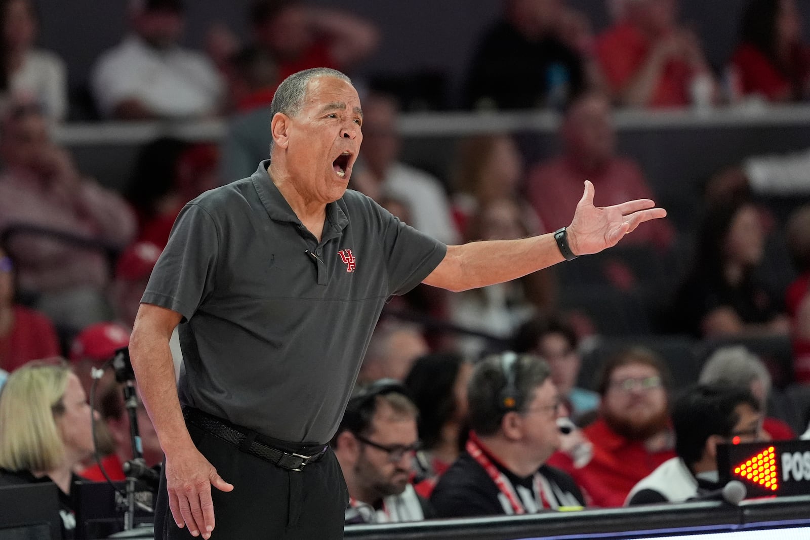 Houston head coach Kelvin Sampson yells to his players during the first half of an NCAA college basketball game against Cincinnati Saturday, March 1, 2025, in Houston. (AP Photo/David J. Phillip)