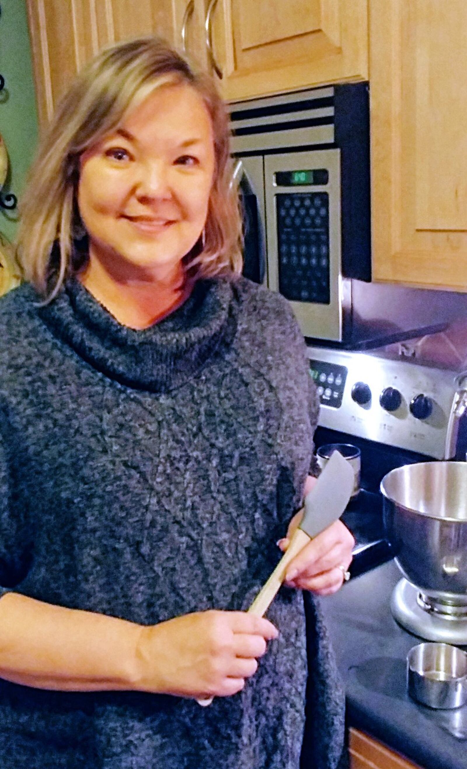 Beth Harper of Oakwood won second and third place in the 2019 Dayton Daily News Cookie Contest with her Creamsicle Cookies and Pecan Bars. CONTRIBUTED