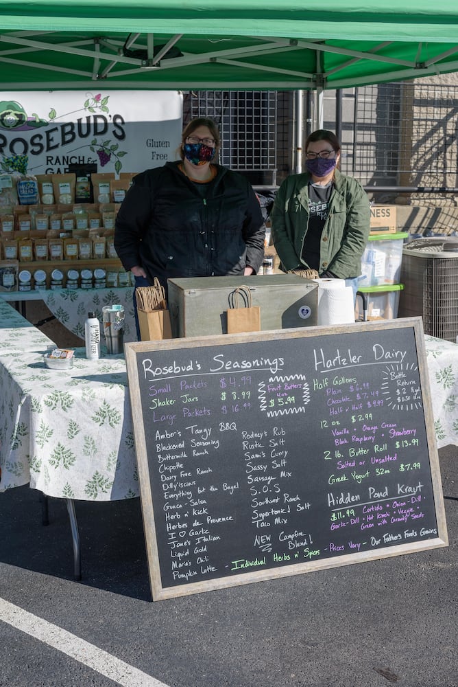 PHOTOS: 2nd Street Market's Outdoor Market Season Kickoff