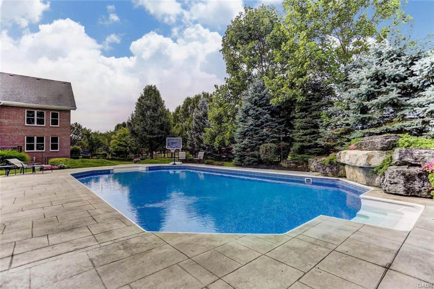 Photos: Nearly $1M Beavercreek home has colonial styling.