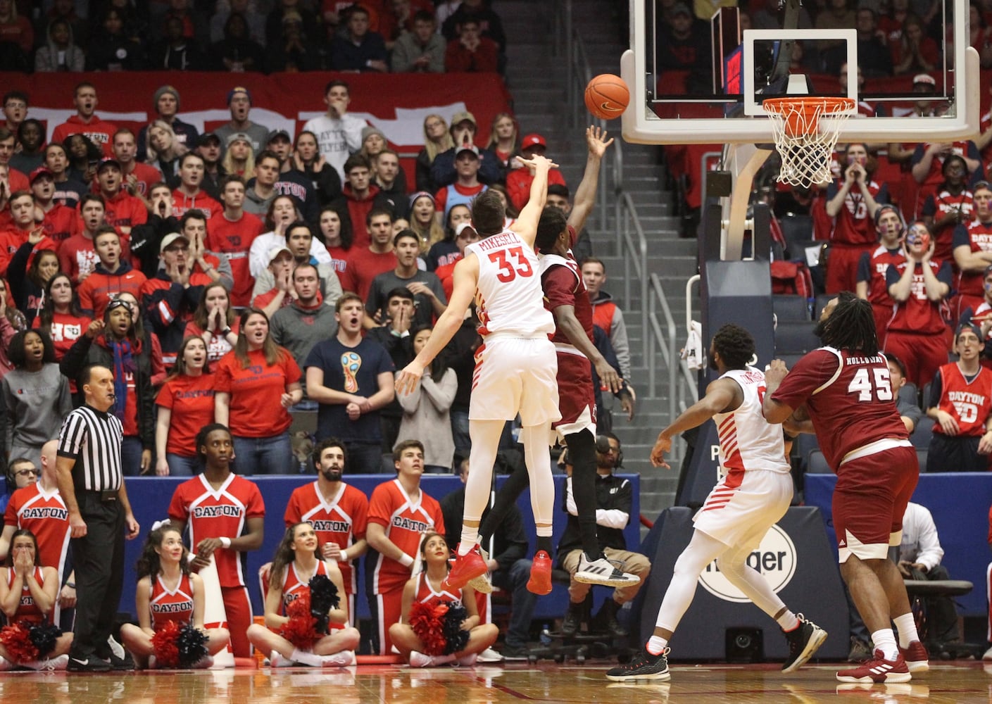 Twenty photos: Dayton Flyers beat UMass