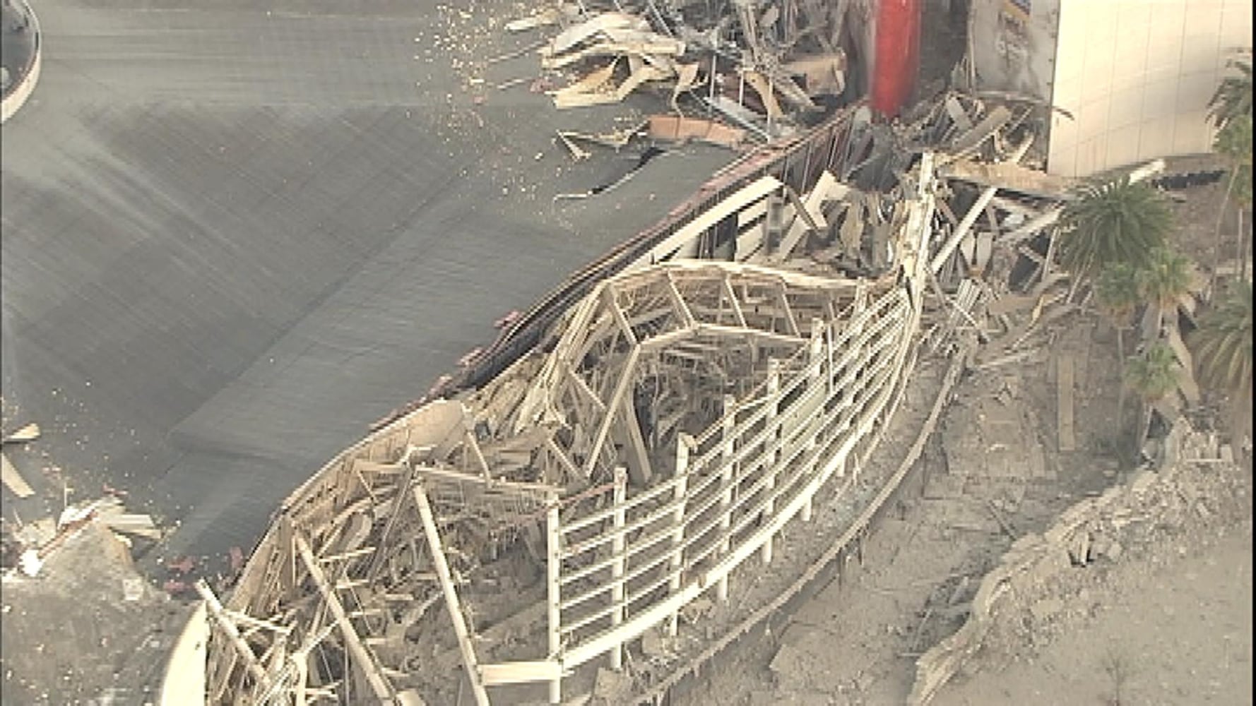 Orlando's Amway Arena imploded