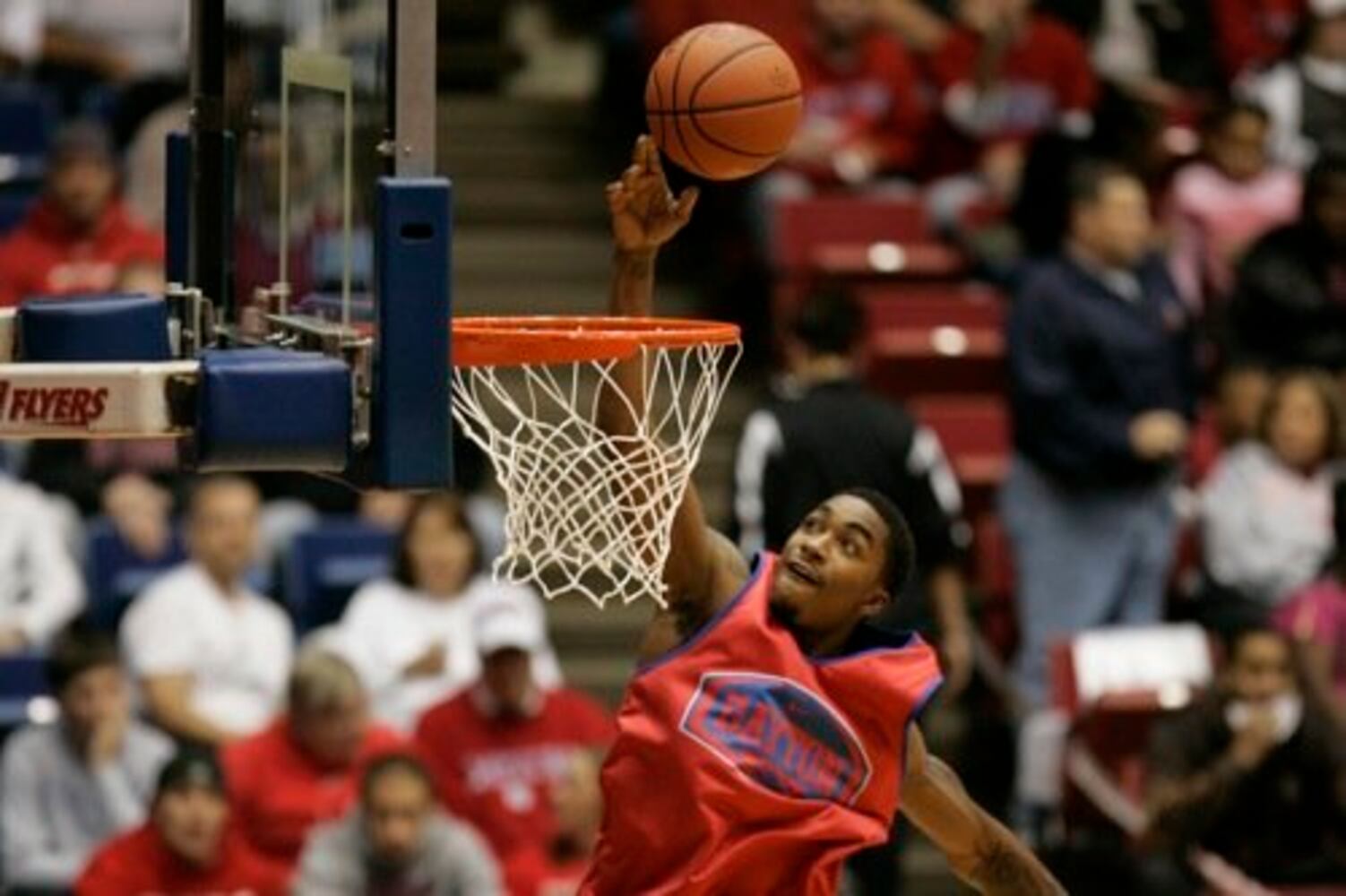 UD men's and women's scrimmages