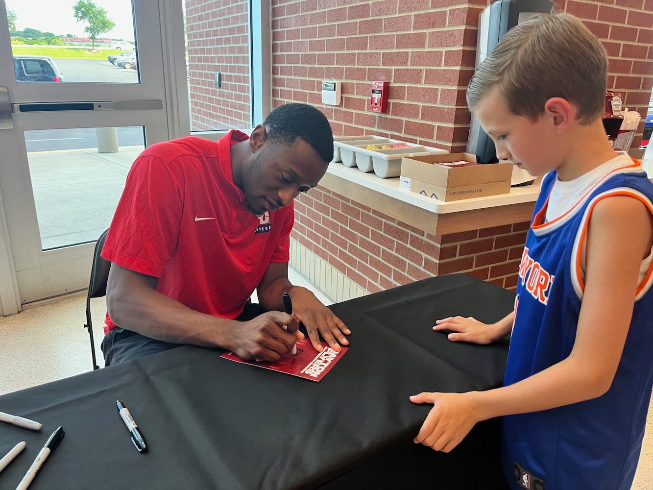 Dayton Flyers autograph session