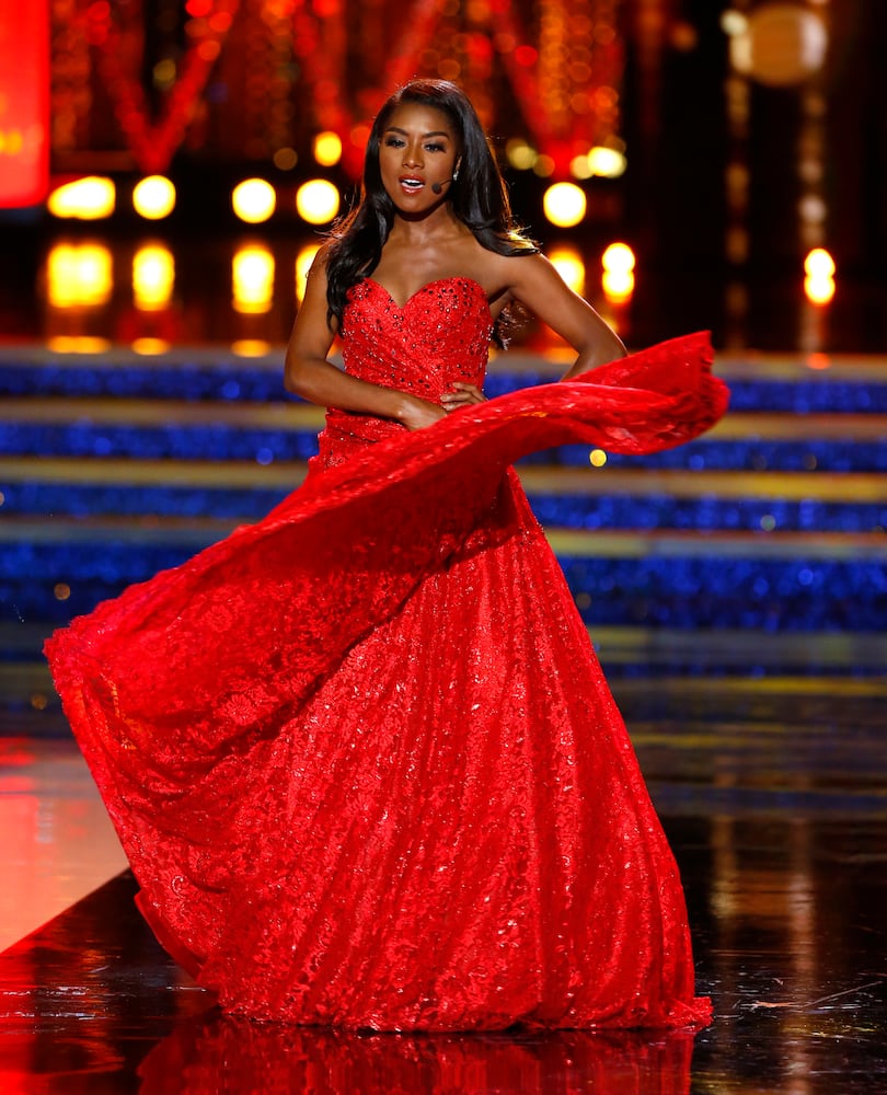 Miss New York Nia Franklin crowned Miss America 2019