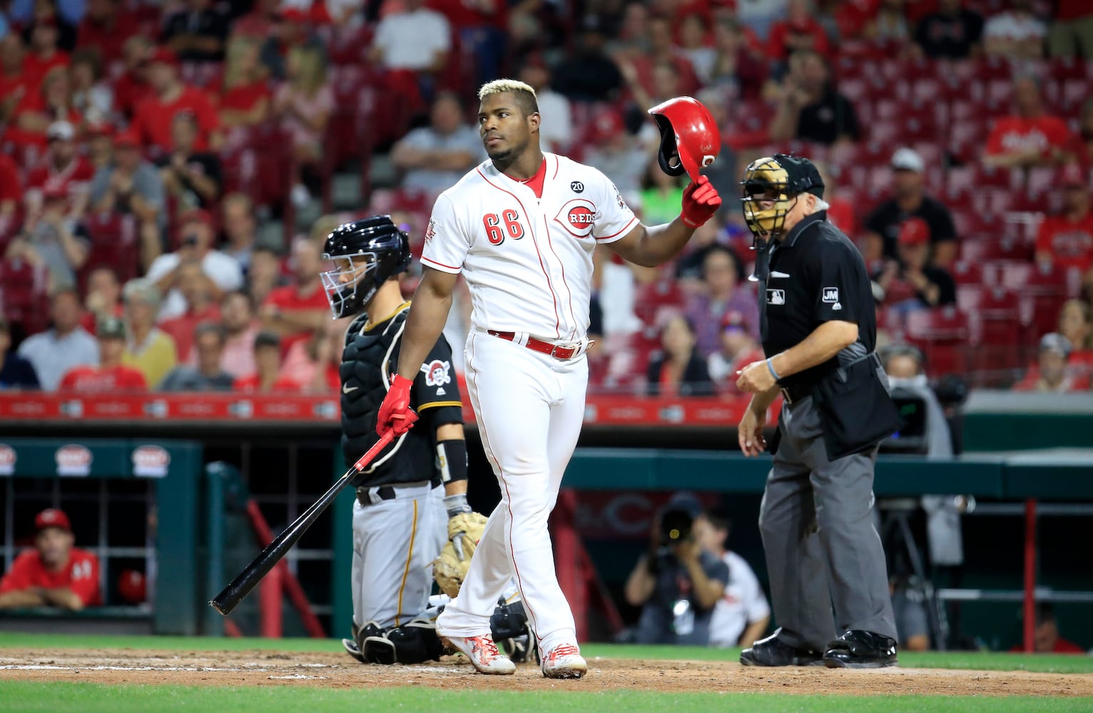 PHOTOS: Reds vs. Pirates brawl