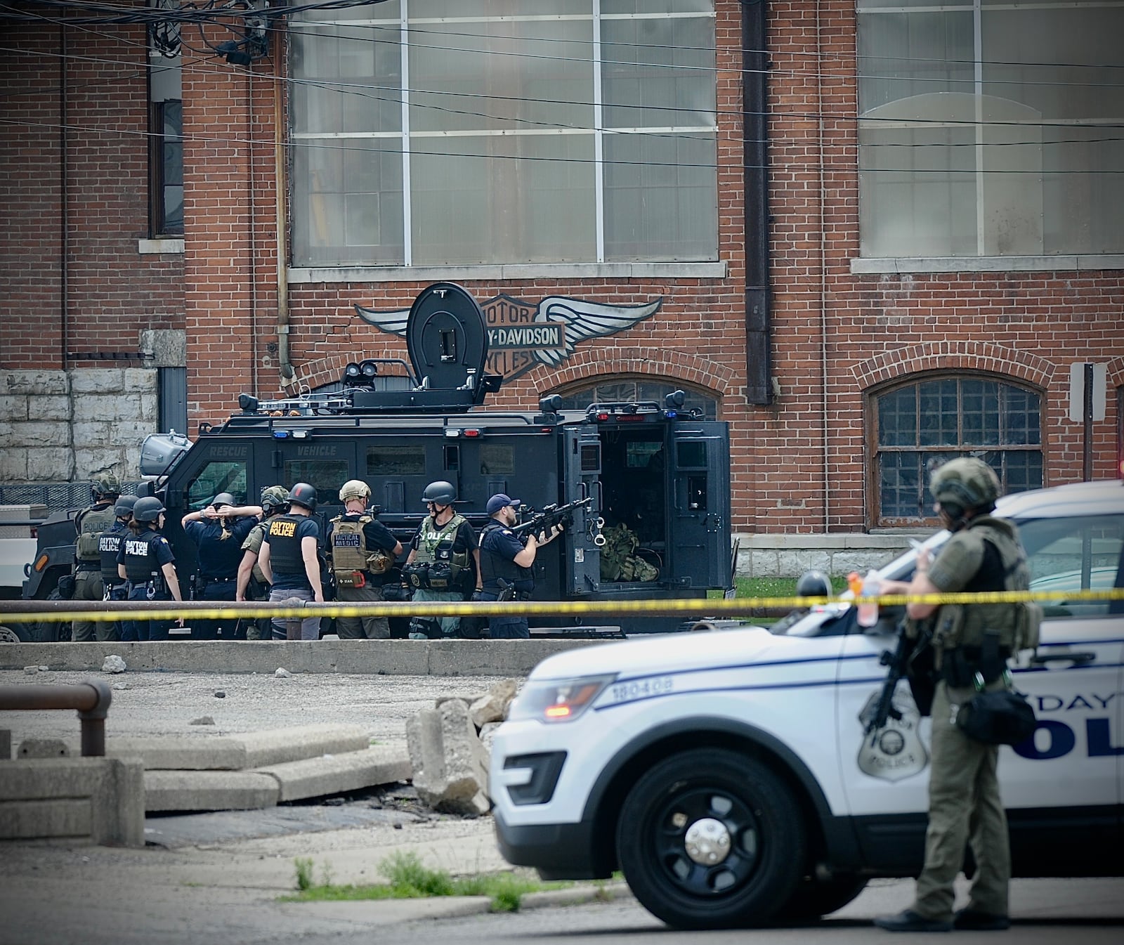 Dayton, Trotwood and the University of Dayton police departments responded to Linden Avenue on reports of an active shooter.