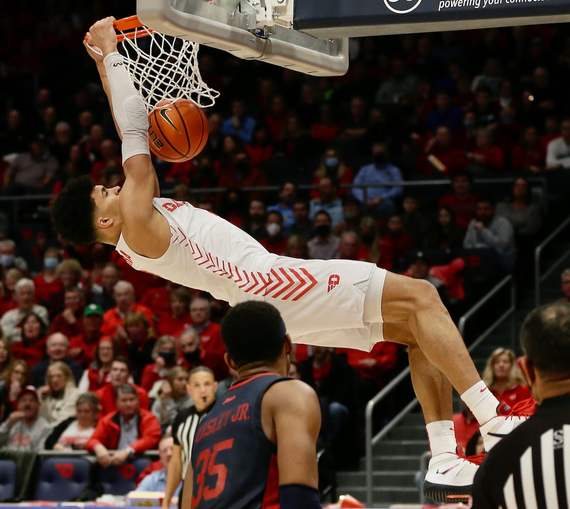 Dayton vs. Duquesne