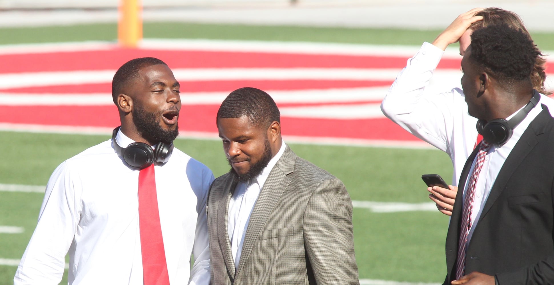 Photos: Urban Meyer jogs across field at Ohio Stadium