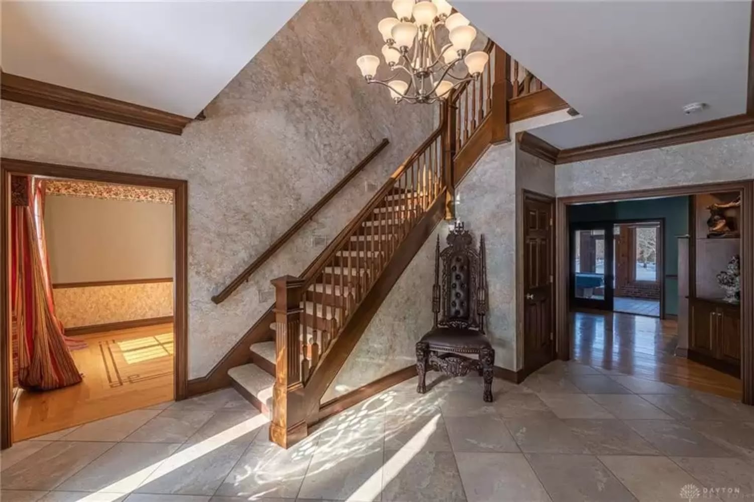 PHOTOS: Nearly $1M luxury home on market near Centerville