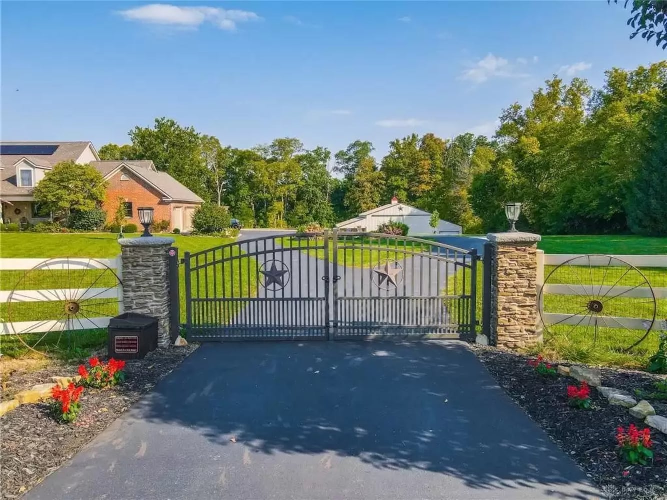 PHOTOS: Luxury gated home on 2.5 acres listed