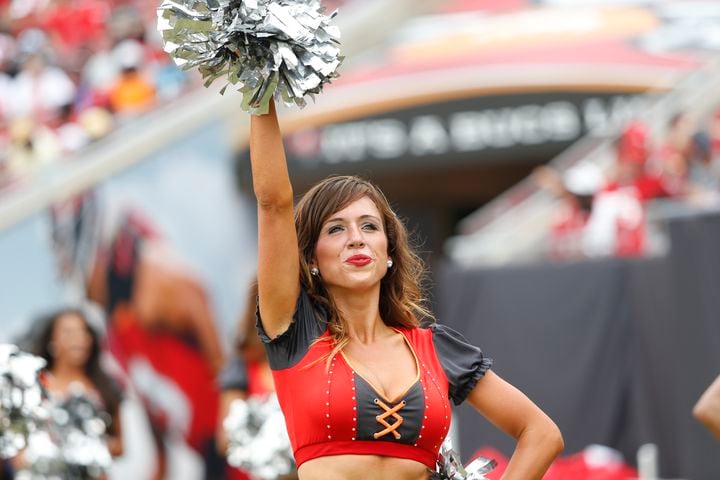 NFL Cheerleaders: Week 1