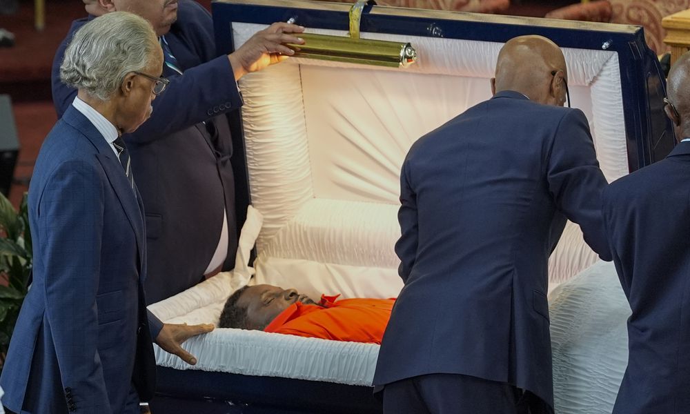 FILE - Rev. Al Sharpton pauses at the funeral for D'Vontaye Mitchell, July 11, 2024, in Milwaukee. (AP Photo/Morry Gash, File)